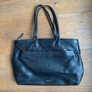 Black leather Fossil tote with zipper enclosure